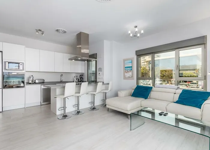Luxury Front With Pool Apartamento *