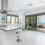 Luxury Front With Pool * Валенсия