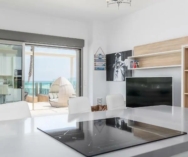 Apartman Luxury Front With Pool Valencia