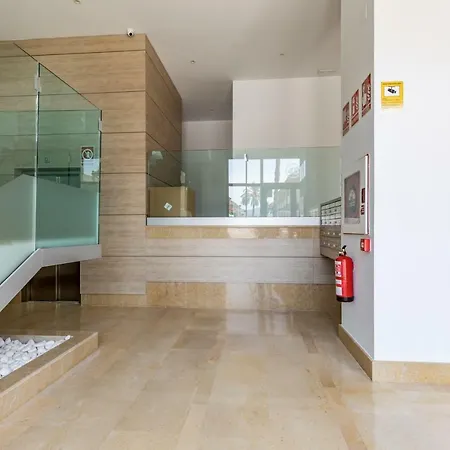 Luxury Front With Pool Apartament *